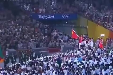 中国在奥运会的夺金高燃瞬间，这一刻令人热血沸腾！